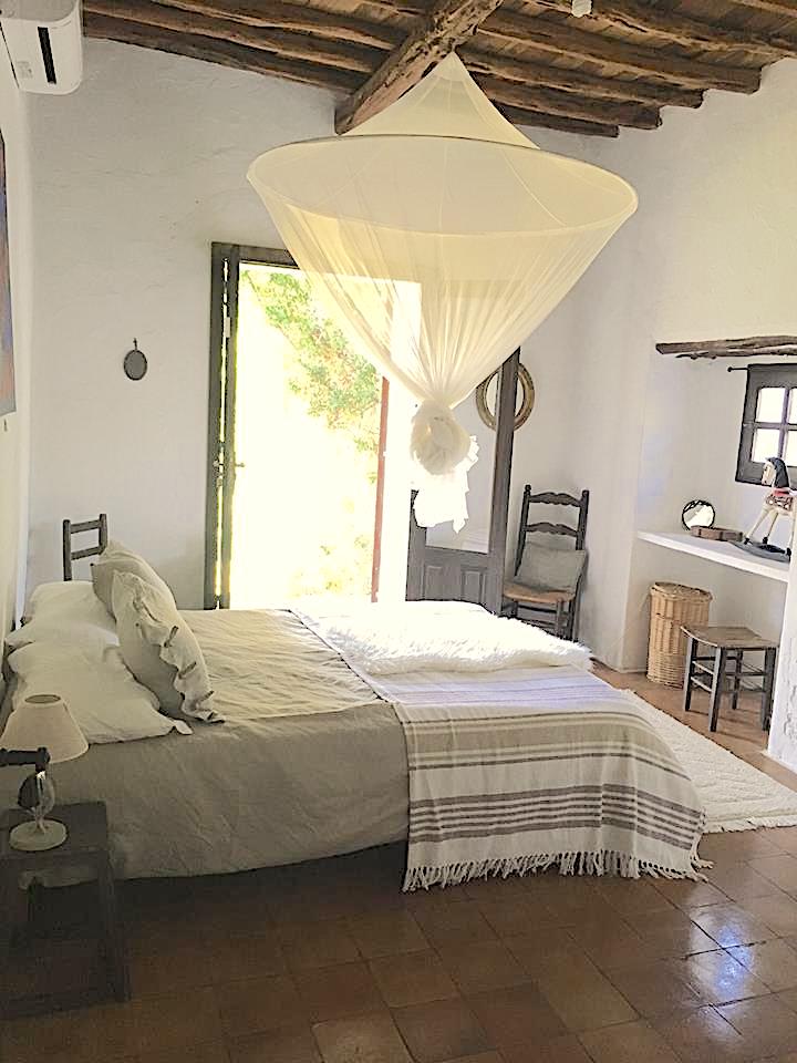 Simple yogic bedroom for a perfect Ibiza yoga retreat The Mat Movement and Yoga Hero Ibiza yoga retreat